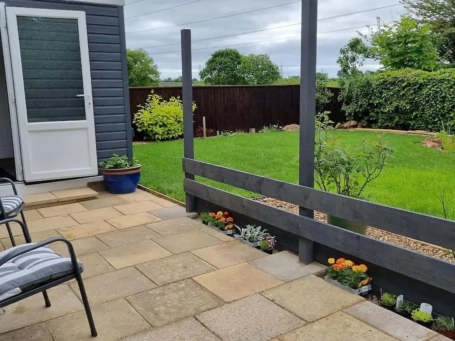 The Snuggery Broadclyst Apartment Exeter 0*,  United Kingdom