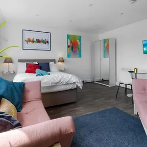  Apartment Centre Baxter