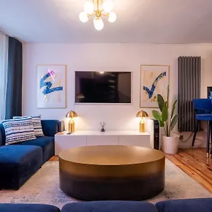  Apartment Stunning 2 Bed Apartment, In The Heart Of Exeter!